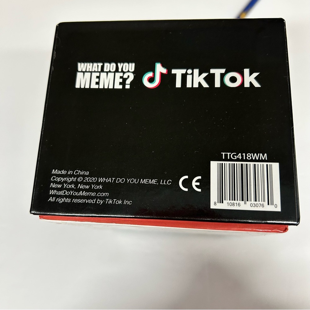 TikTok Edition Card‎ Game - Picture 4 of 5